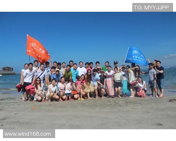 深圳足球明星卡实体店热销 各类球员卡一站购齐 体验无限激情 深圳足球明星卡实体店热销 各类球员卡一站购齐 体验无限激情