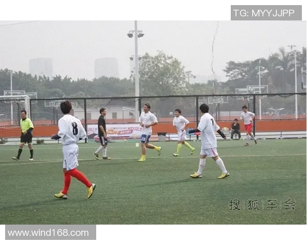 足球场上最随性球星盘点 谁才是最放松的球场主宰 足球场上最随性球星盘点 谁才是最放松的球场主宰